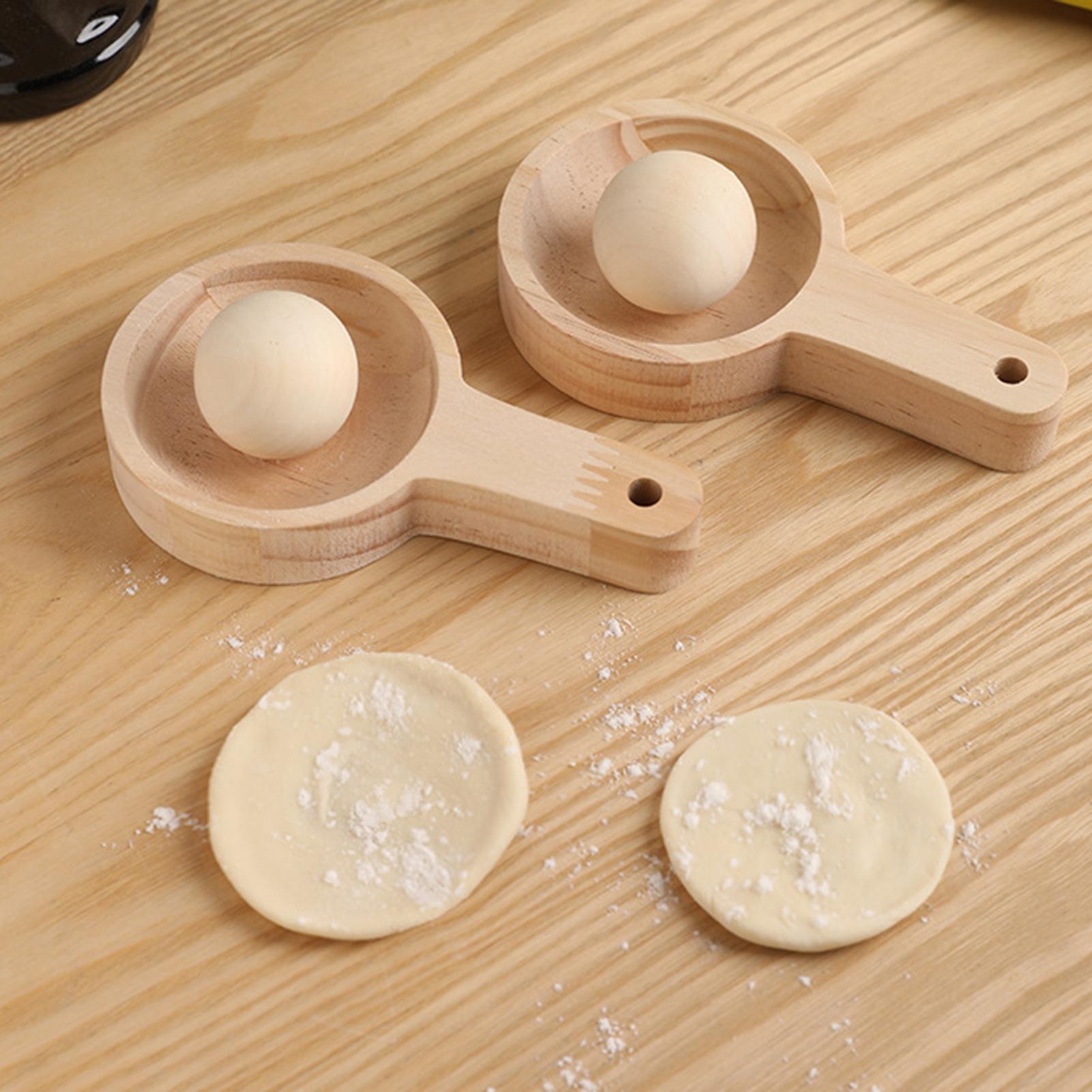 أداة ضغط عجين الزلابية مقاس 3  - مراجعة Kitchen Gadgets Dumpling Maker وسعره